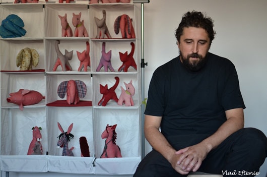 Bunele meşteşuguri lasă urme. Se caută bătături!