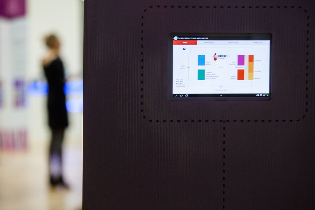 Un altfel de târg de Inovaţie, tehnologie şi culoare la Biblioteca Naţională a României