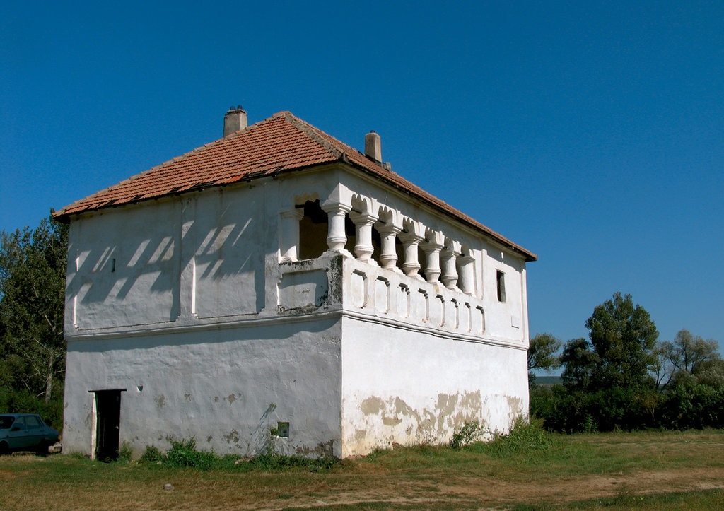 Culele faţă în faţă cu patrimoniul naţional
