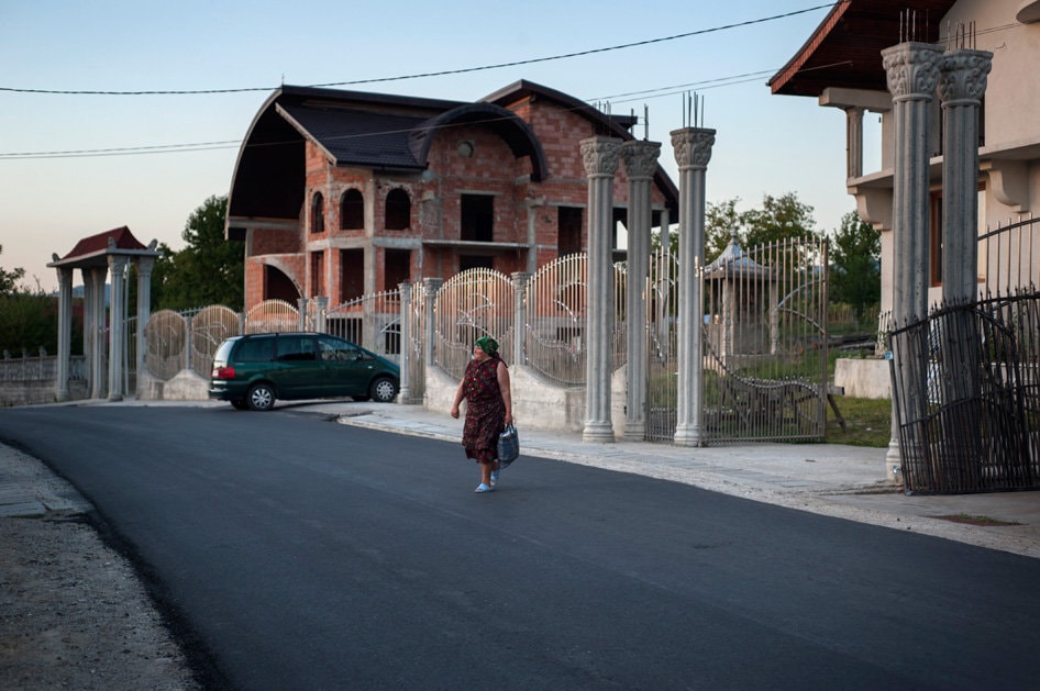 Mândrie şi Beton. De vorbă cu Petruţ Călinescu şi Ioana Hodoiu