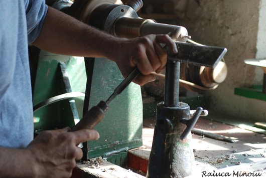 Bunele meşteşuguri lasă urme. Se caută bătături!