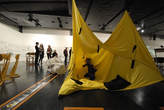 Expoziţia “Flying Classrooms. We are creating Schools”