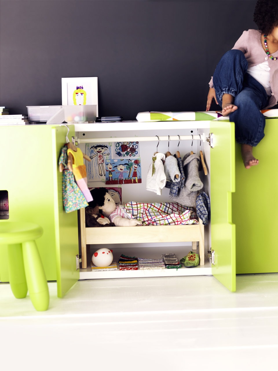 Catalogul IKEA 2014 sărbătoreşte momentele petrecute acasă