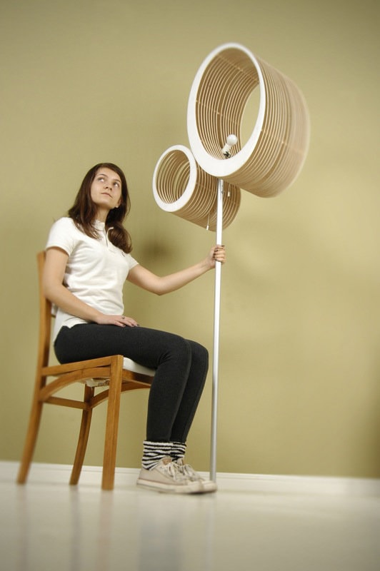 Dizainării vin pe Pământ şi salvează Lumea de obiecte urâte şi neperformante