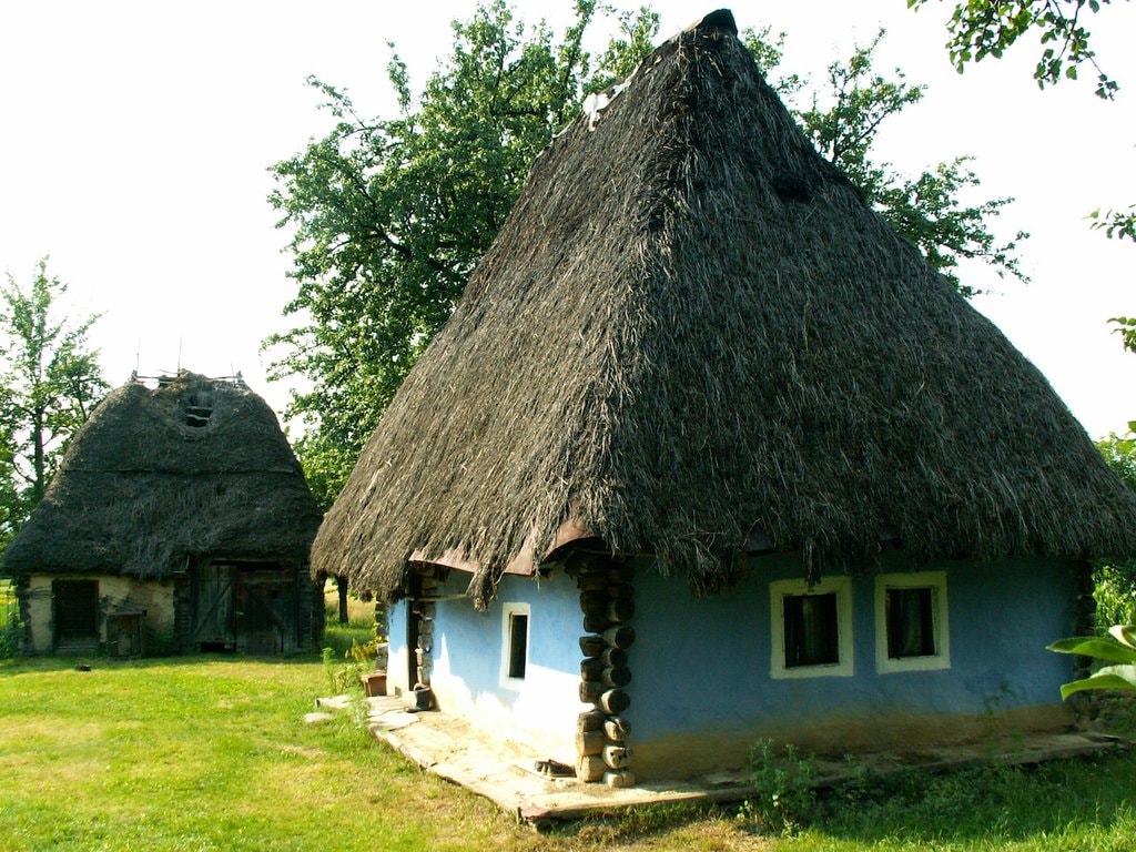 La timpuri noi, tot case vechi