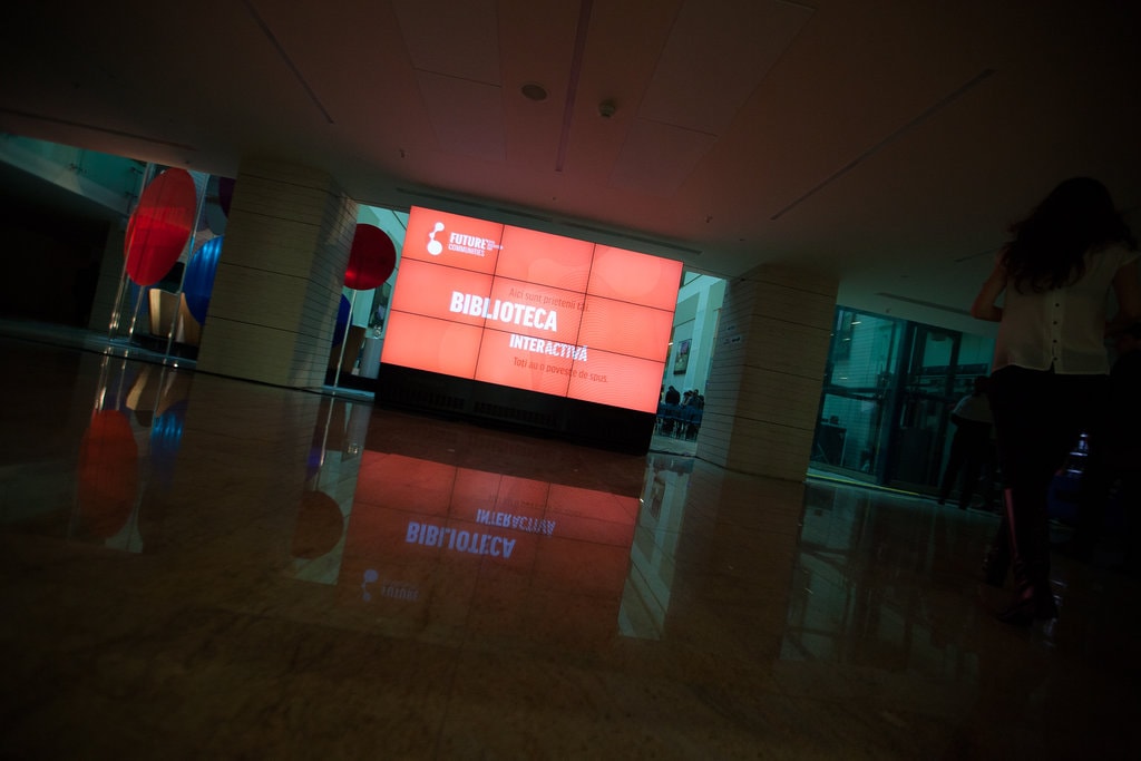 Un altfel de târg de Inovaţie, tehnologie şi culoare la Biblioteca Naţională a României