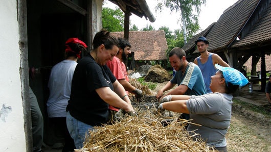 Să construim ecologic învăţând de la arhitectura tradiţională