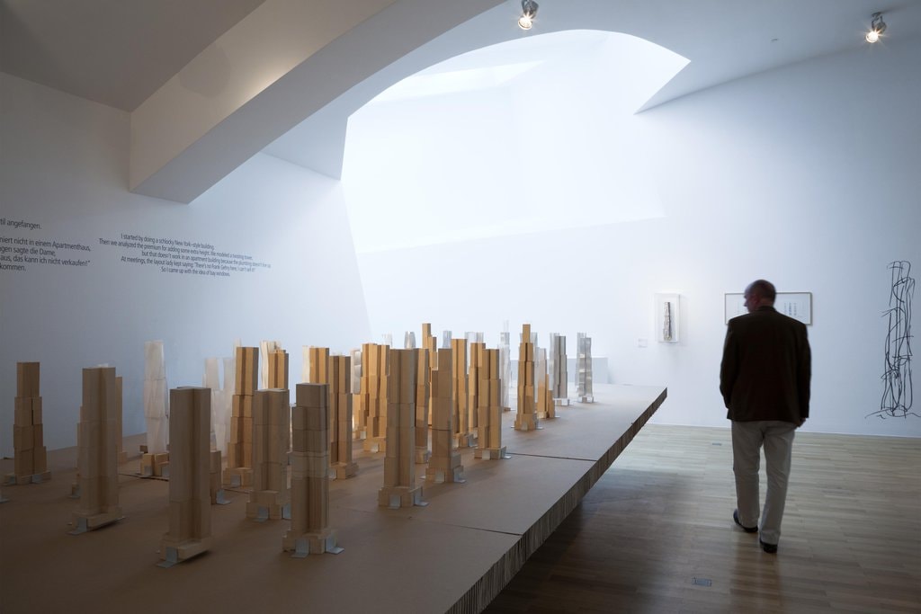 Vitra Design Museum prezintă: Frank O. Gehry since 1997