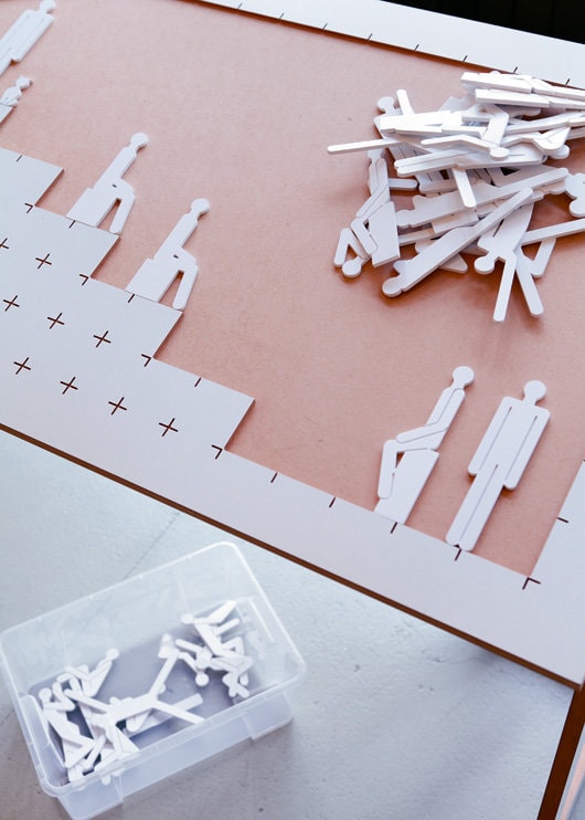 Expoziţia Sheltered