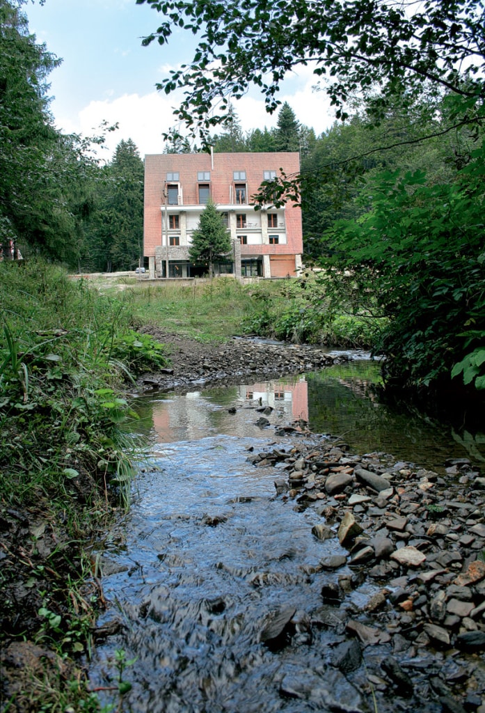 Minihotel Predeal. Secvenţe din the making of