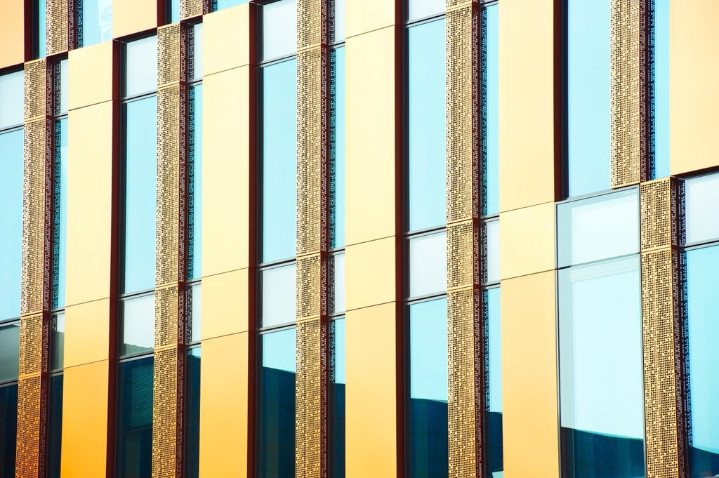 Despre INGLASS 2012 şi despre sustenabilitatea arhitecturii, cu Şerban Ţigănaş