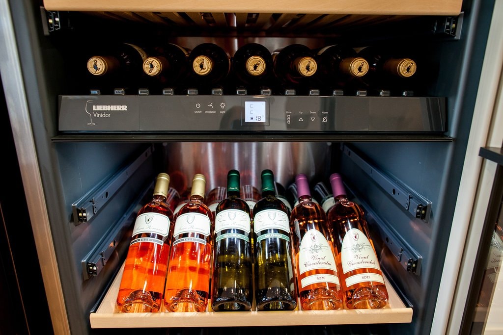 Liebherr lansează în București primul mono-brand shop din Europa