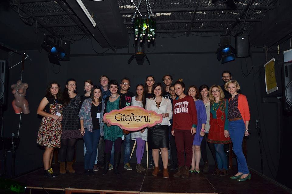 Produse de designer, oameni chic și muzică bună la Iași la Noaptea albă a creatorilor și designerilor de produs