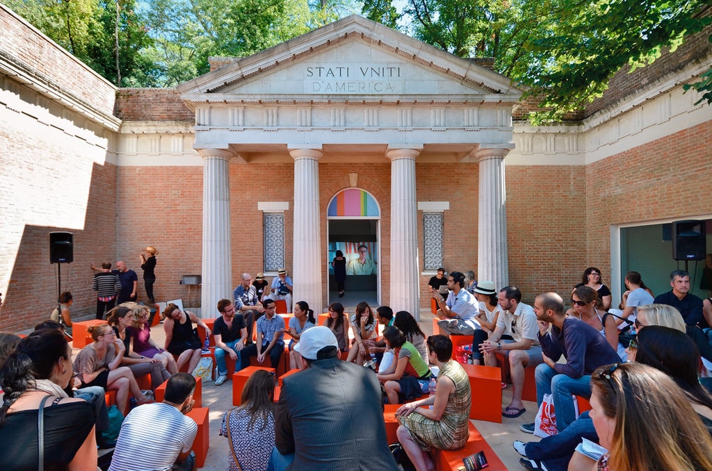 Pavilionul SUA la Veneţia: Adhocraţia salvează democraţia