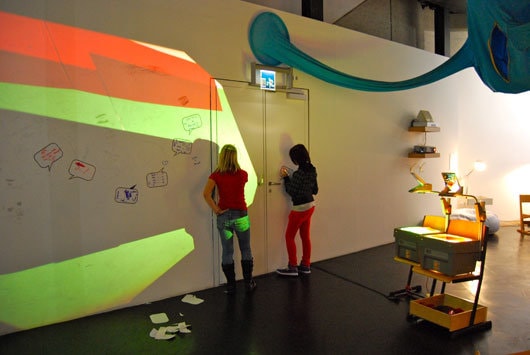 Expoziţia “Flying Classrooms. We are creating Schools”