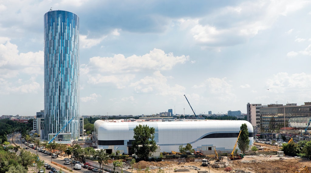 Sky Tower, noul landmark al Bucureştiului