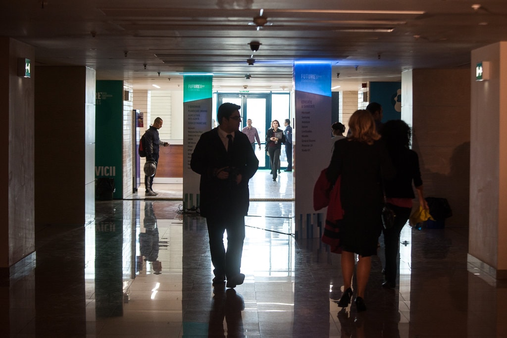 Un altfel de târg de Inovaţie, tehnologie şi culoare la Biblioteca Naţională a României