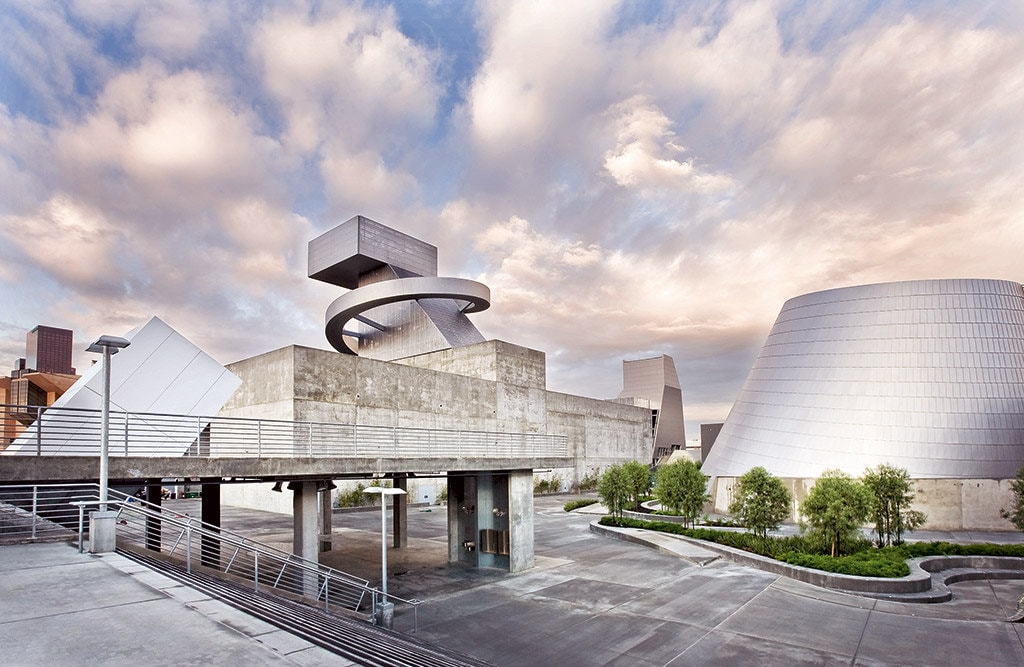 Los Angeles High School #9. Coop Himmelb(l)au