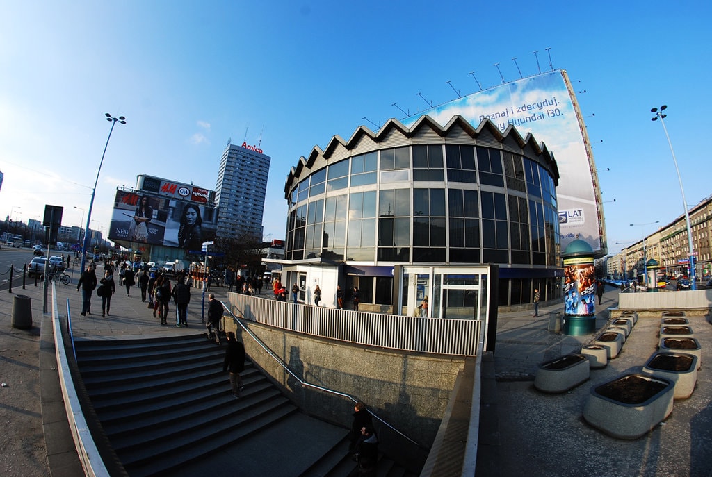 Changing the Face. Rotunda, Varşovia