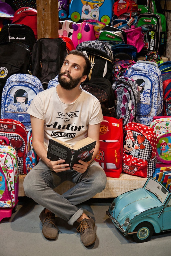 VIITORUL ARE AUTOR COLECTIV