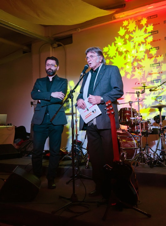 Blues de lansare: Catalogul Anualei de Arhitectură Bucureşti 2011