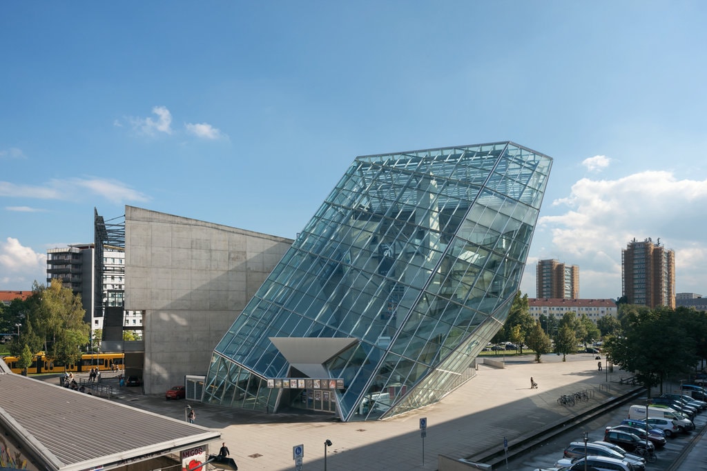 Wolf D. Prix. Cele şapte vieţi ale unui arhitect