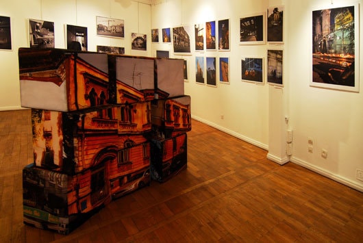 Expoziţia „Bucarest, la mal-aimée”