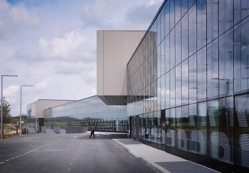 Noul centru comercial al aeroportului Charles de Gaulle, în programul RIFF 2014