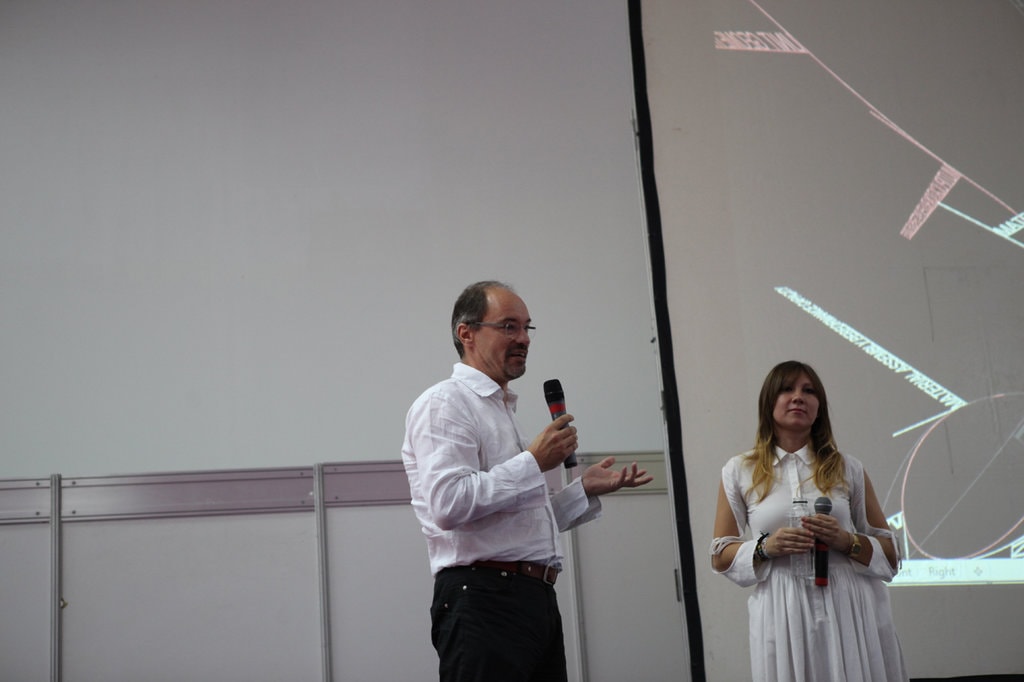 Patrik Schumacher, Dynamic Fields: Arhitectura ca interfaţă de comunicare