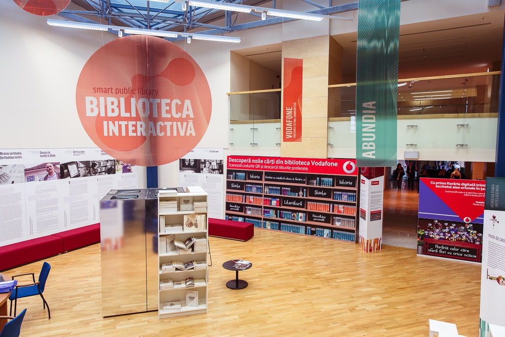 Un altfel de târg de Inovaţie, tehnologie şi culoare la Biblioteca Naţională a României