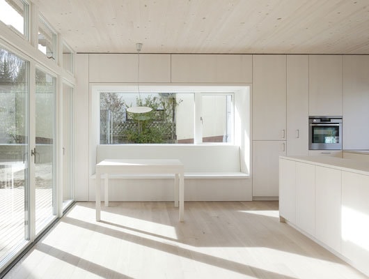 Juri Troy la Bucureşti