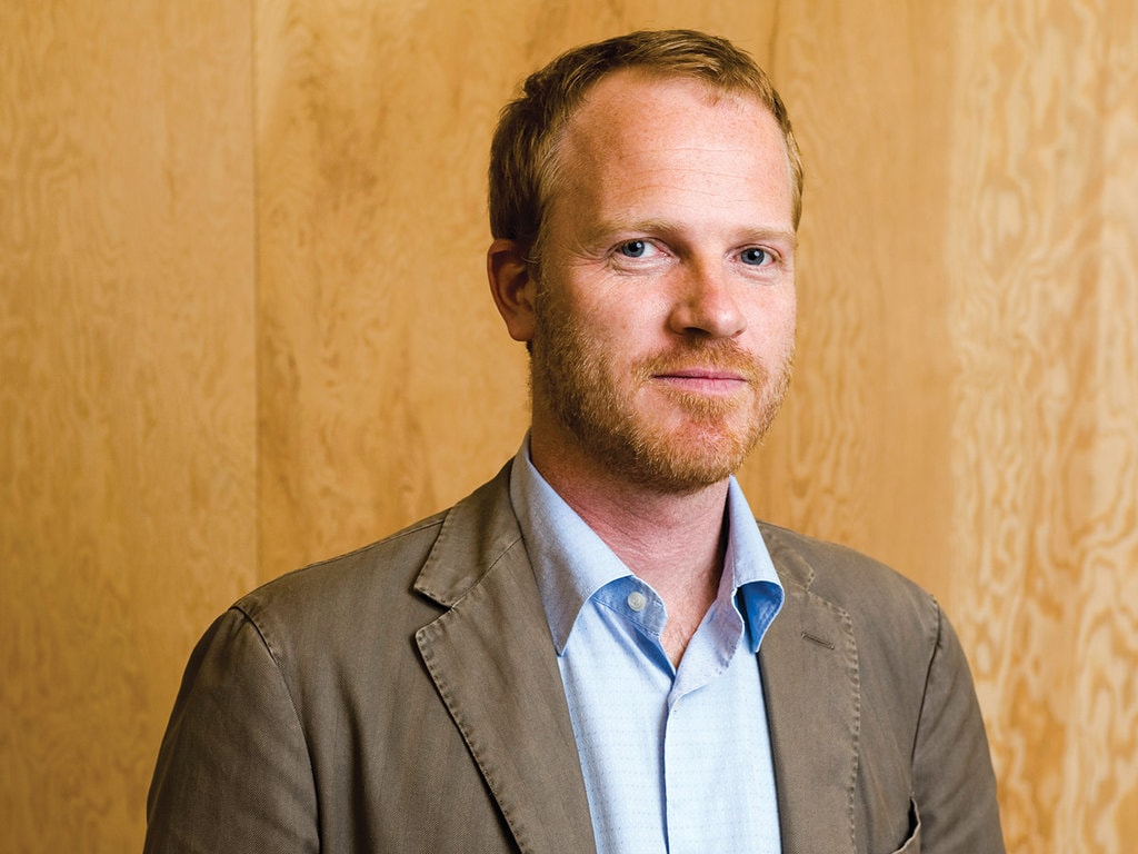 Arhitectul britanic David Kohn prezintă interiorul anului 2013 în aprilie, la Bucureşti