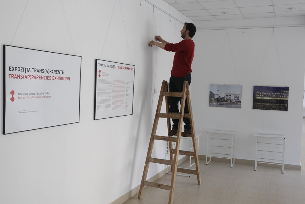 Expoziţia Trans(a)parenţe - Itinerariu în cele mai importante centre culturale din ţară