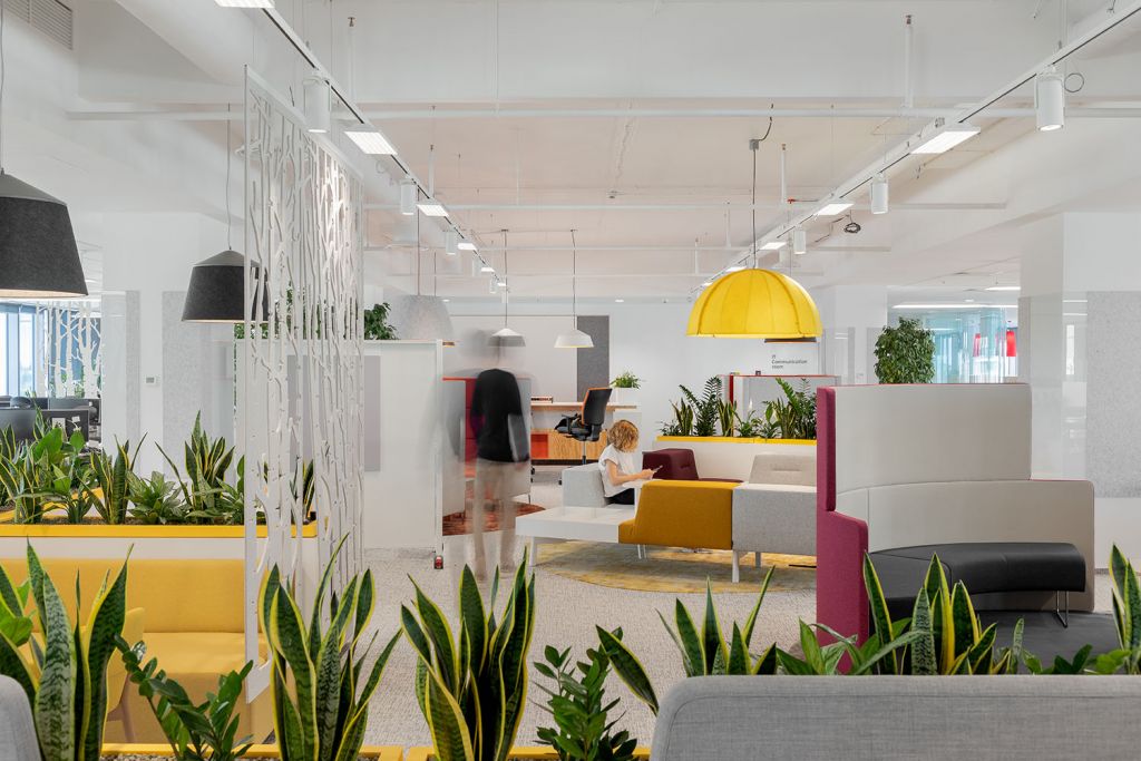 Acasă, la birou. Sediul central ING Bank by AMA Design