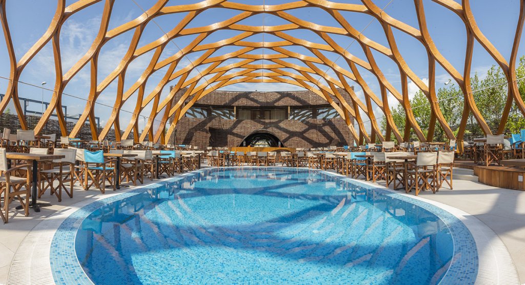 Spuma parametrică a zilelor: Nuba – Mamaia Nord