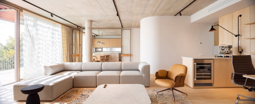 Proiect câştigător la Anuala de Arhitectură Bucureşti 2021: Penthouse Str. Varşovia – imaginea noului stil de viaţă urban