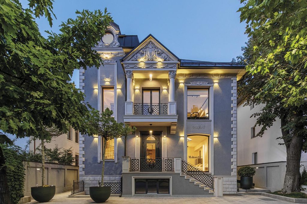 Scenografia rafinamentului absolut. În vizită la primul flagship store Molteni&C din România