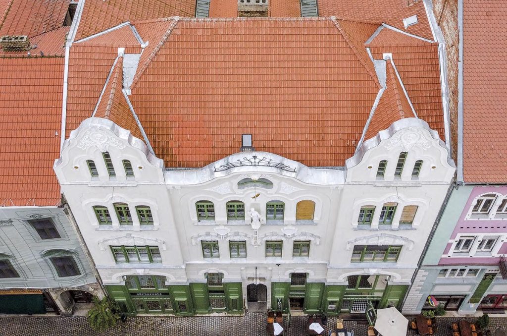 Restaurarea Palatului Ferencz Emmer. Redobândirea exuberanței stilului „1900”