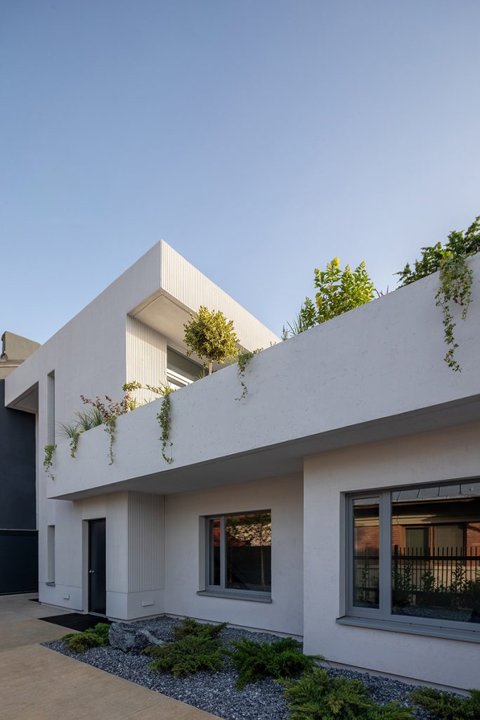 Un iaht urban la Ploiești. Casa C