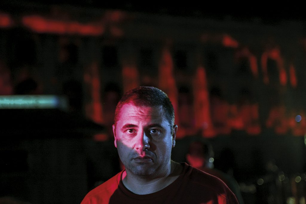 Dosar #217. Radu Jude: „Bucureștiul e un oraș împotriva cetățenilor lui, și cu atât mai mult împotriva cetățenilor vulnerabili.”