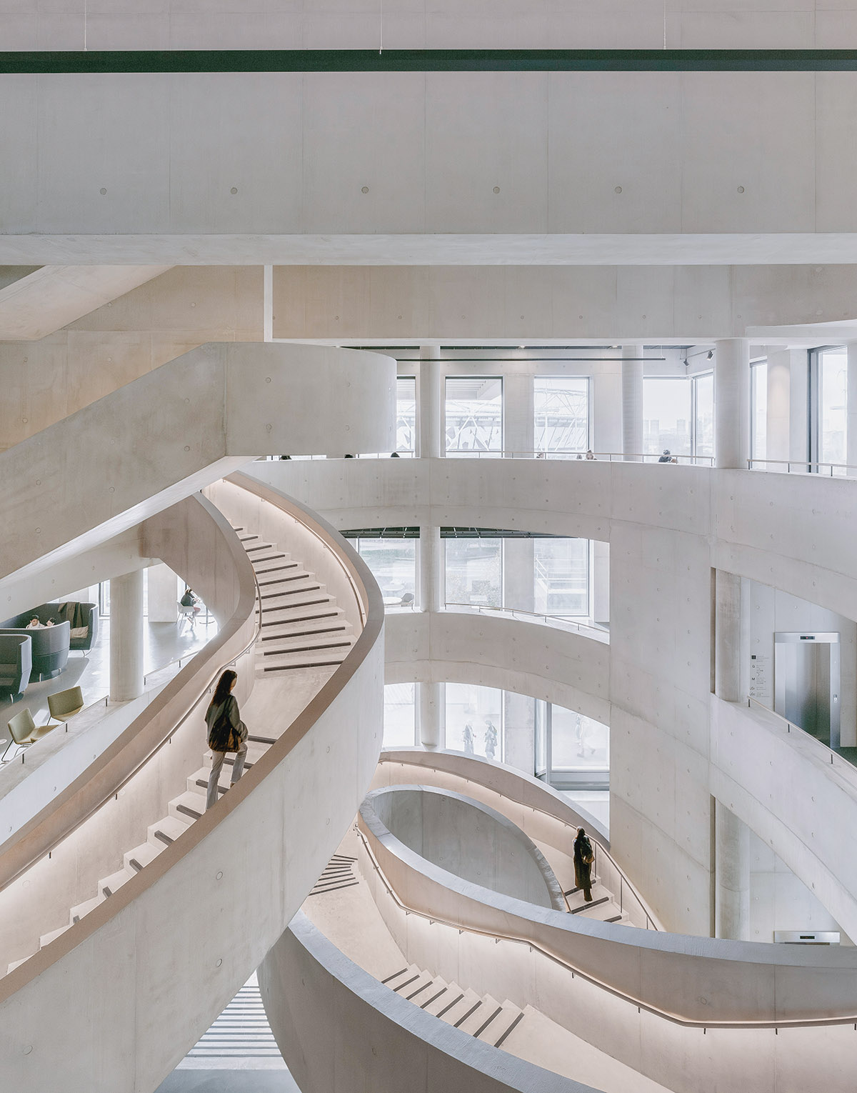 text1_PRESS_17097_03_LCF_credit_Simon Menges_02