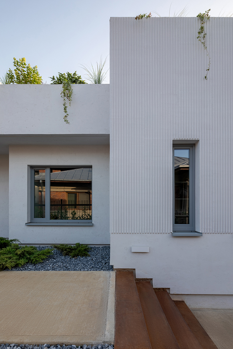 text2_C86A5500-HDR-Edit