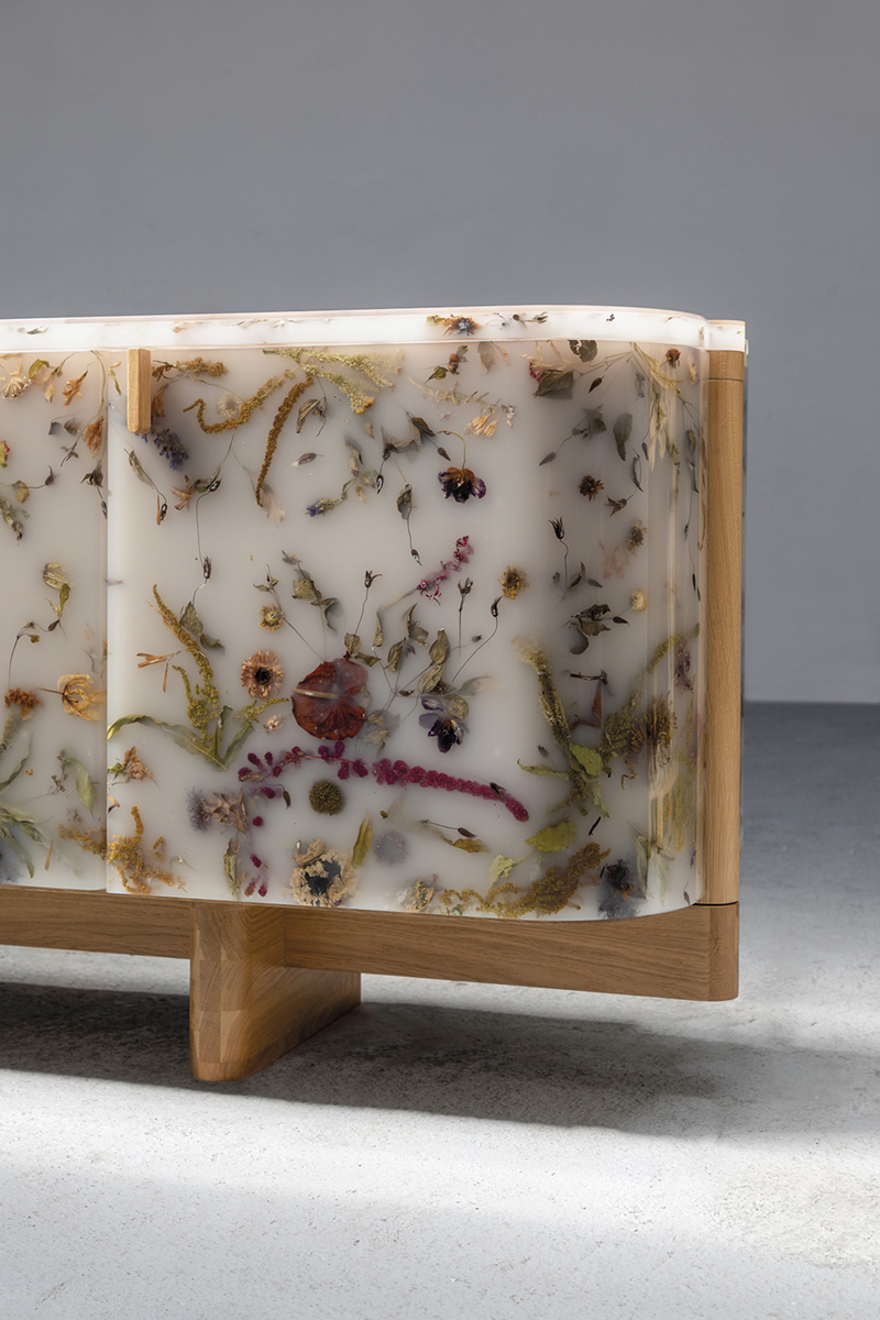 text2_Flora_Cabinet_276_Oak_by_Marcin_Rusak_Studio_05