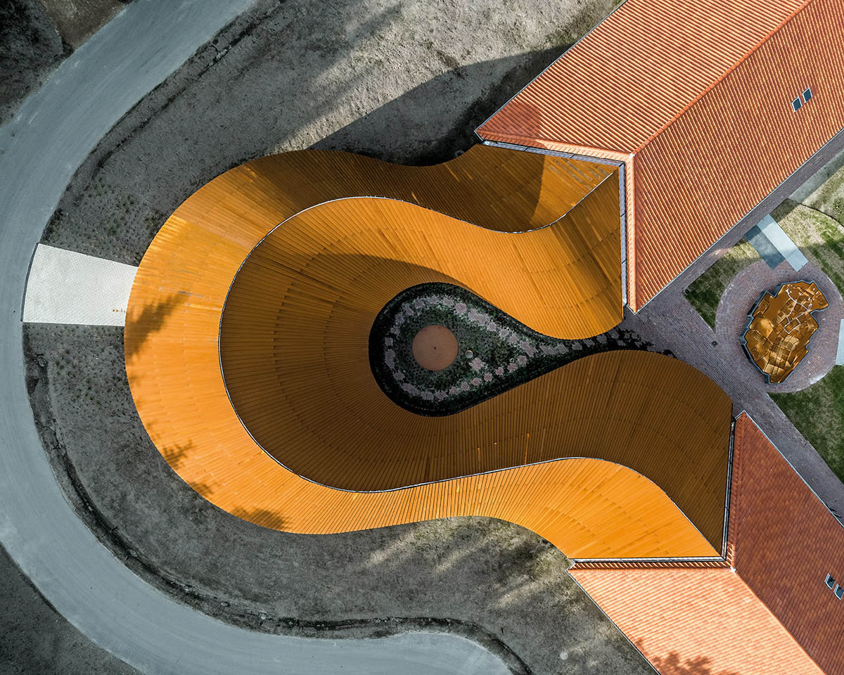 text2_R_Hjortshoj - Flugt PRESS-3