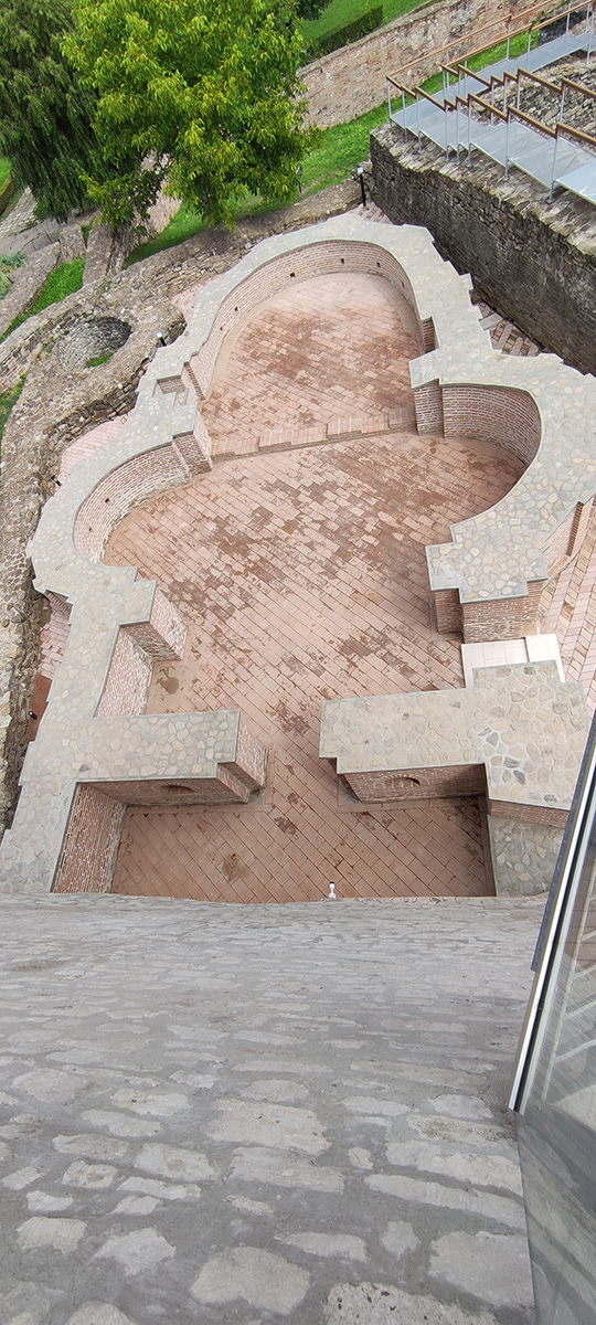 text3_Curtea Domneasca 019