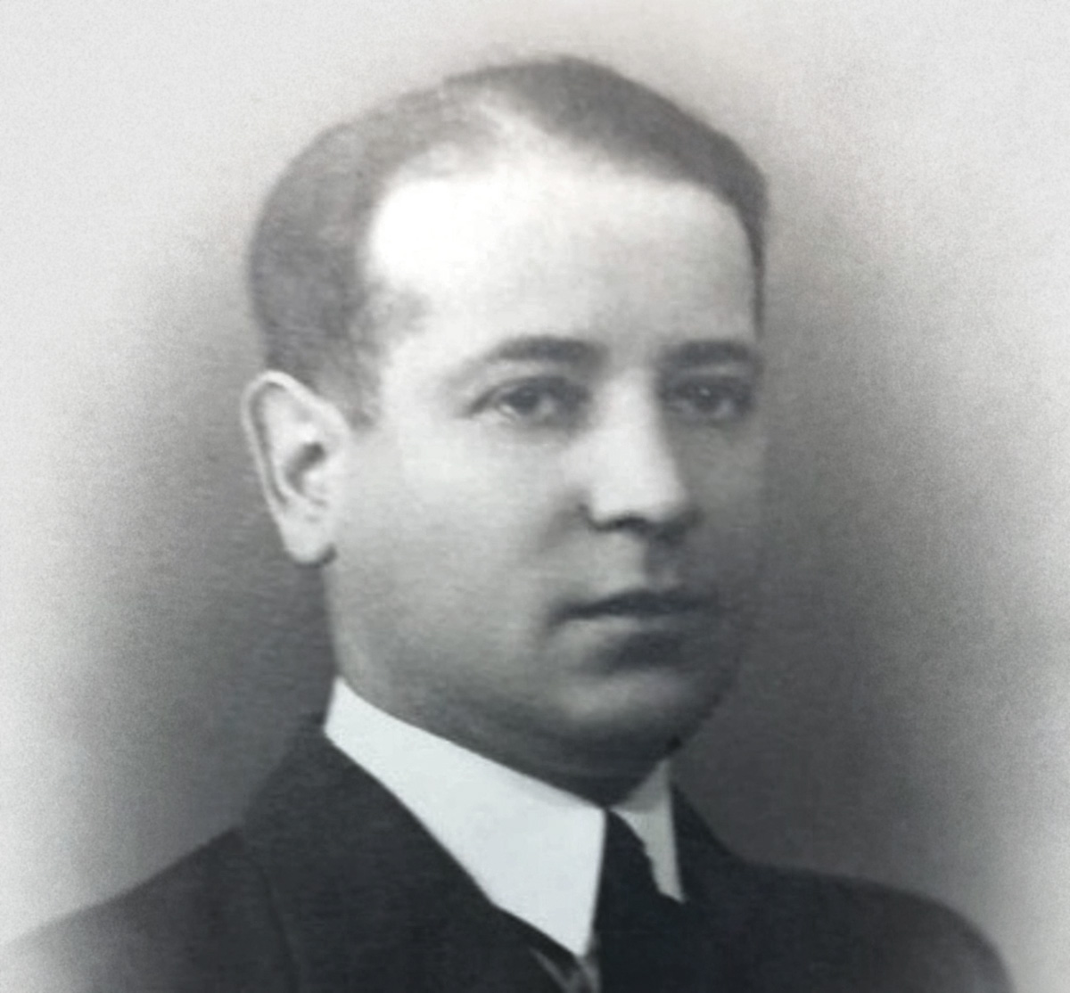 text6_Romano_de_Simon mare