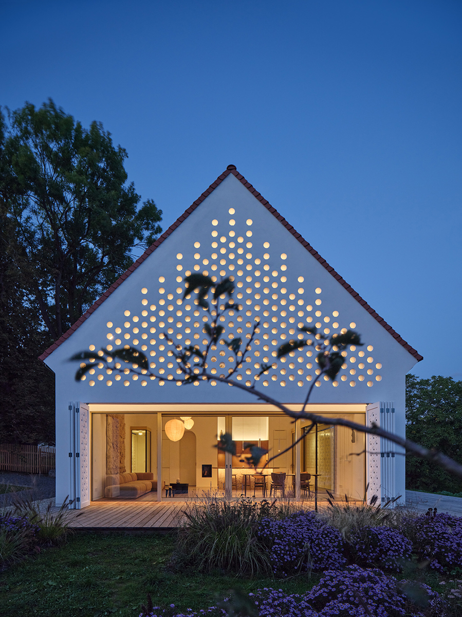 text8_jan-zaloudek-house-oskar-boysplaynice-10